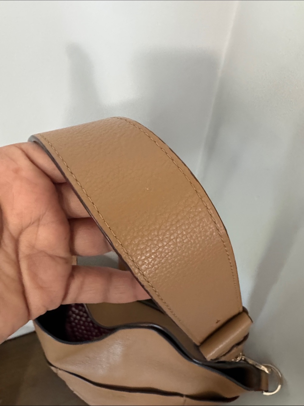 Henri Bendel bag - Picture 3 of 16
